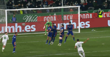 徐杰压哨三分领衔第6轮五佳球