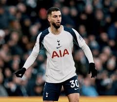 国内球员身份注册成功！中足联官网显示，塞尔吉尼奥已在国安阵中